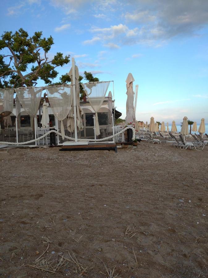 Hili Resort Luxurious Seaside Apartment Alexandroupoli Esterno foto